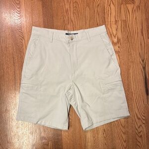 Chaps Tan Cargo Shorts Versatile Cotton Blend